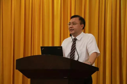 周新科院长作医院年中工作汇报